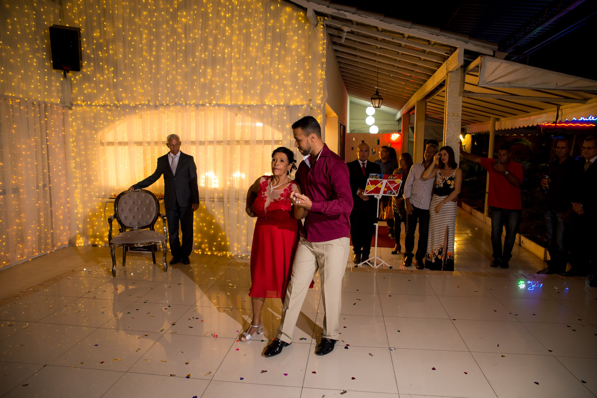festa da melhor idade com dança de salão