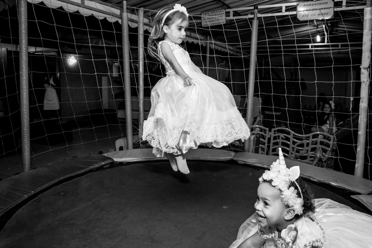 filhas do mc duduzinho no pula pula