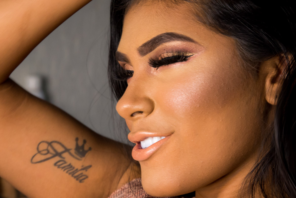 mc pocahontas sensual maquiagem inspirada Amra Olević