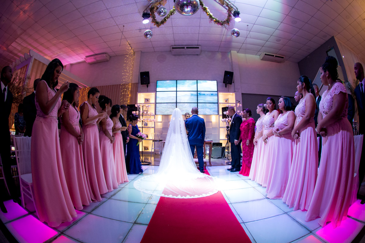 noivos de costas no salão solarium o melhor fotografo do rio de janeiro