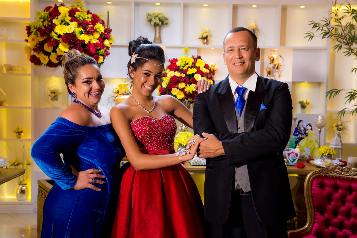 debutante com os pais