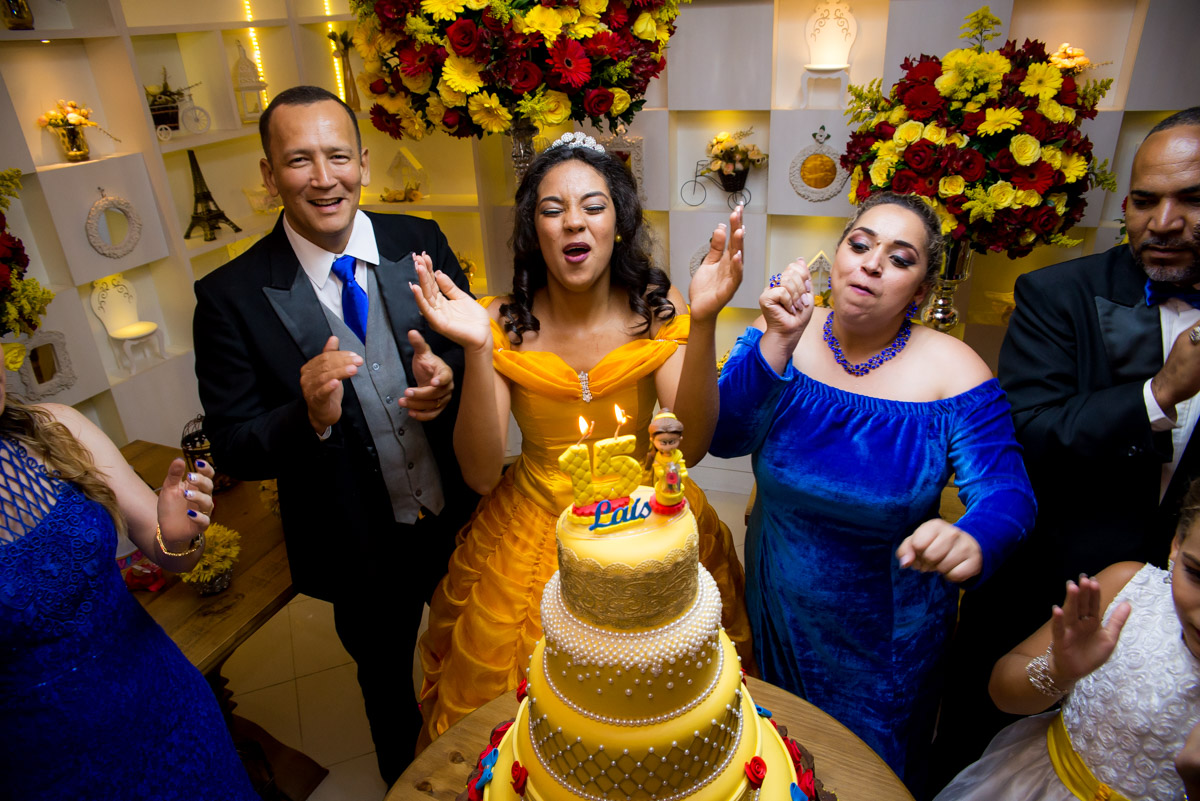 festa de 15 anos hora do parabéns