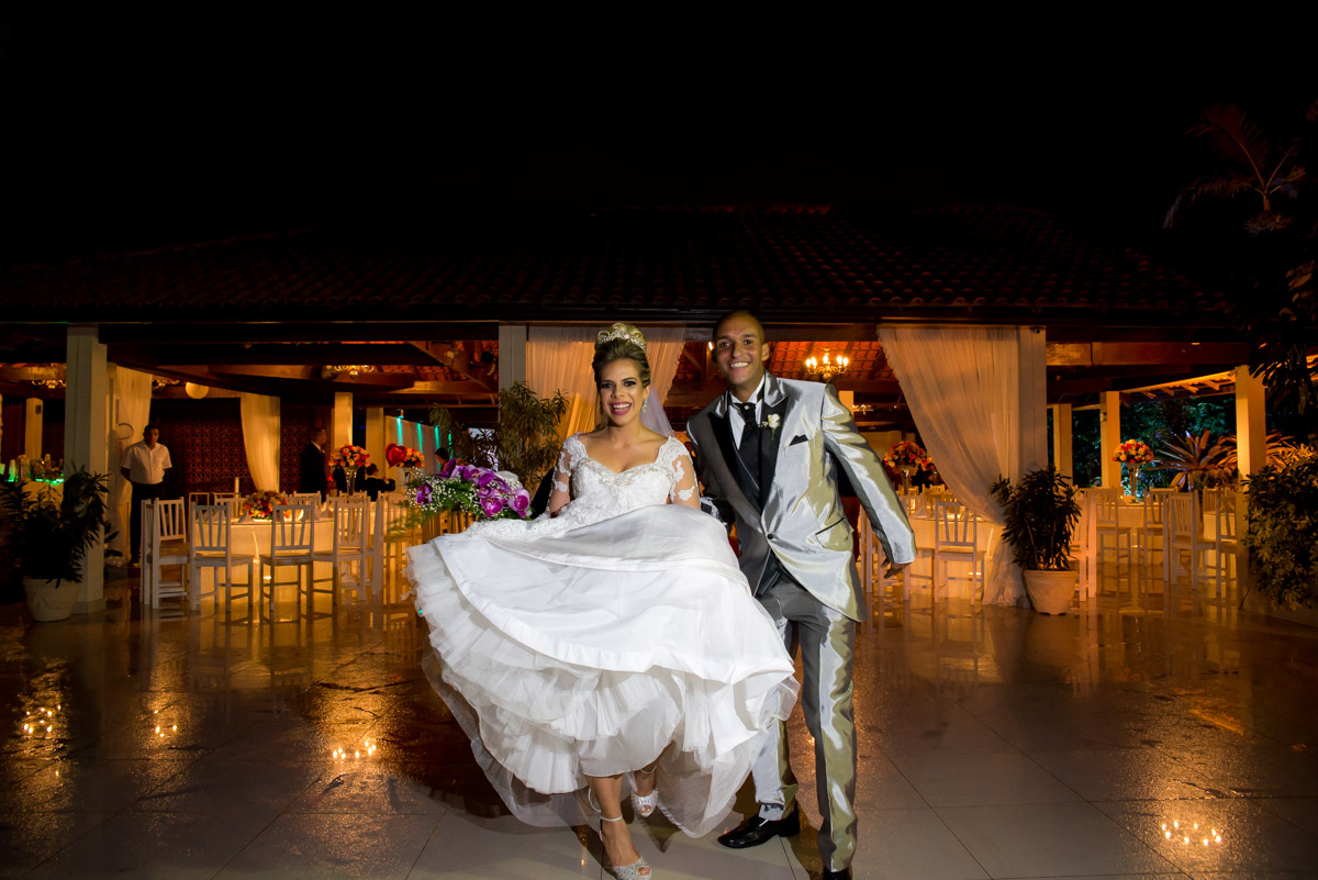 pose diferente para casamento