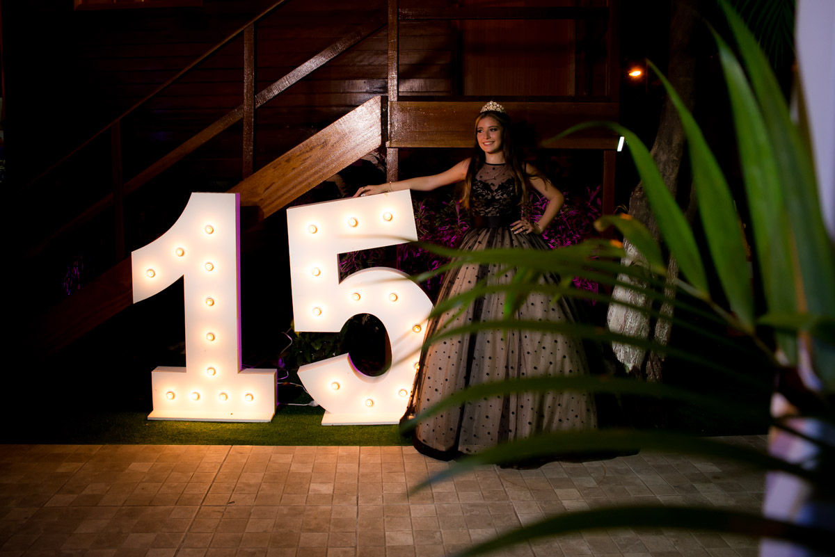 vestido preto para debutante