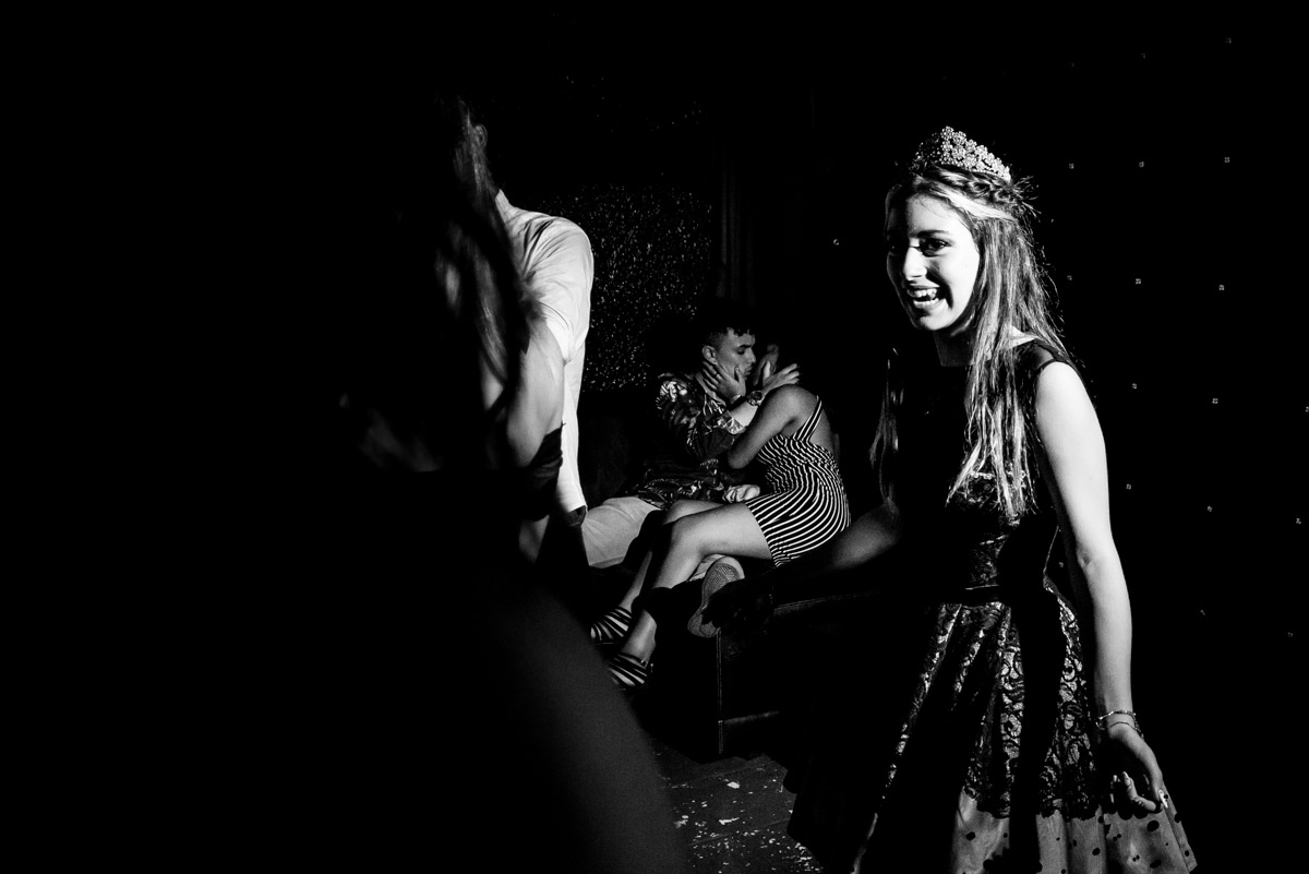 uns dançam outros beijam salão iris supreme fotógrafo fabio doria 