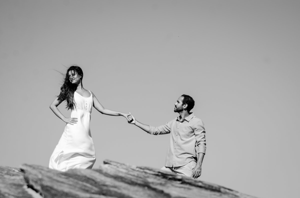 ensaio pré wedding em búzios praia da ferradurinha 