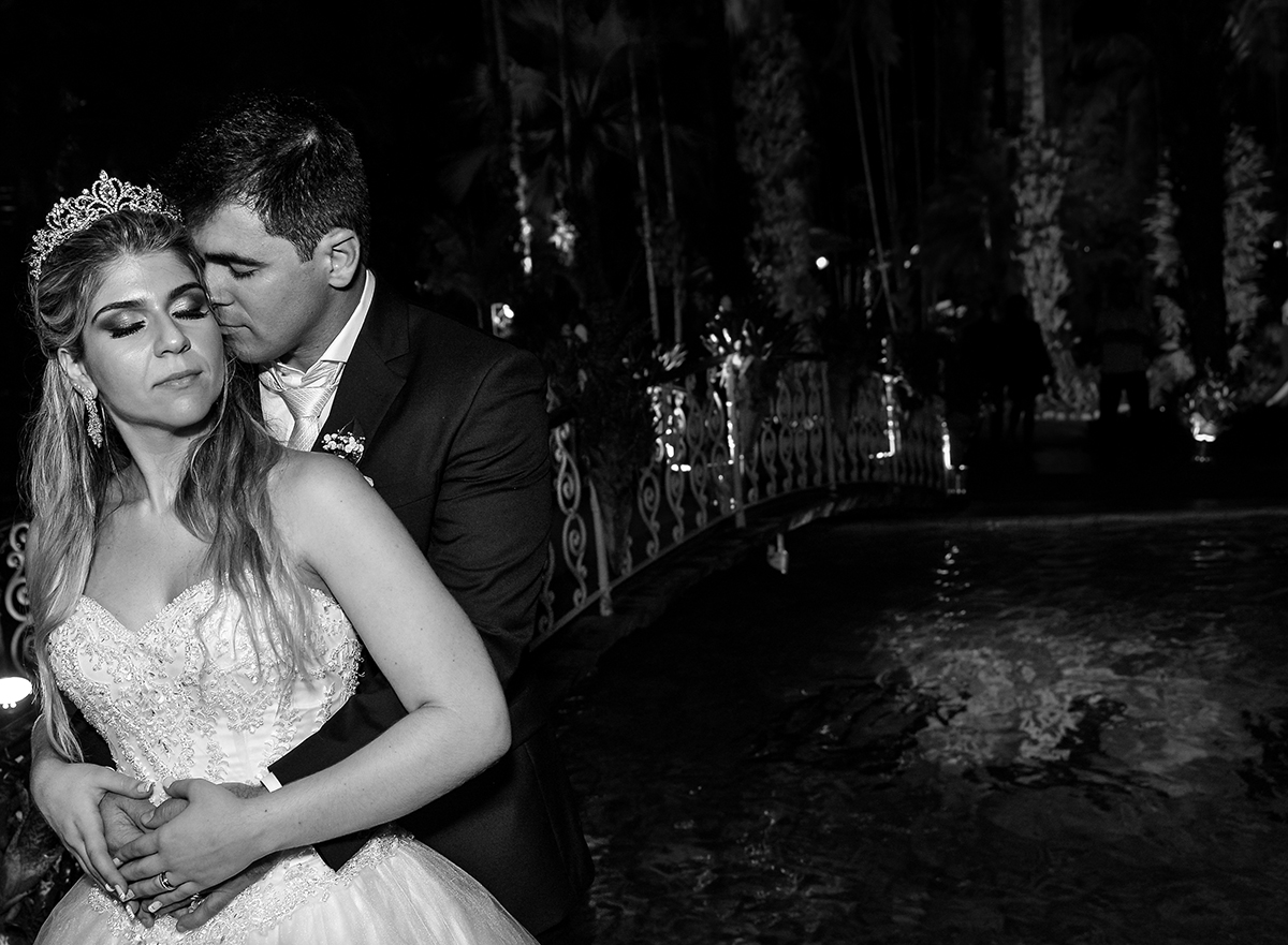 ideias para pose do casal para o corte do bolo fotografo de casamento fabio doria