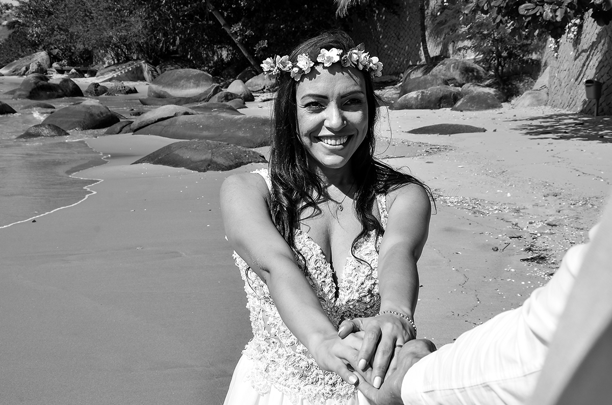 trash the dress na praia melhor fotografo do rj fabio doria