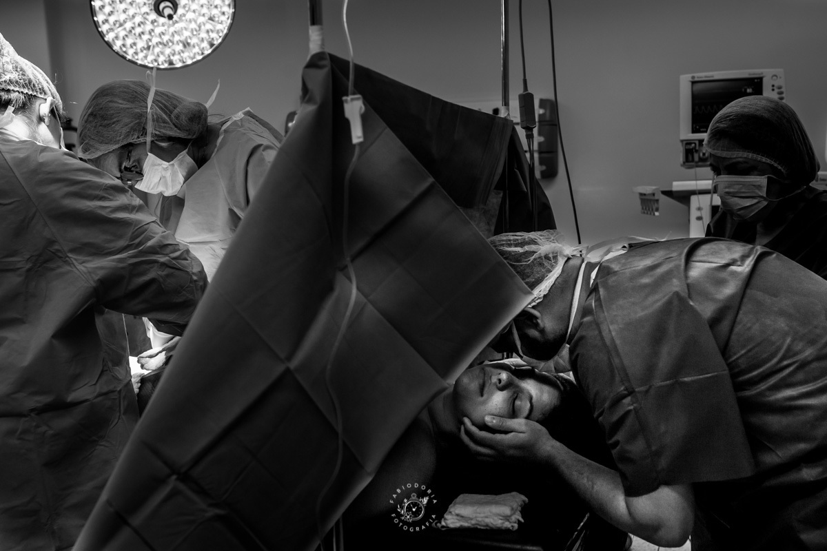 Maternidade São Francisco Niterói a chegada de Emanuel Fotógrafo de parto Fabio Doria o melhor do rio de janeiro e niterói pai acompanha  o parto 