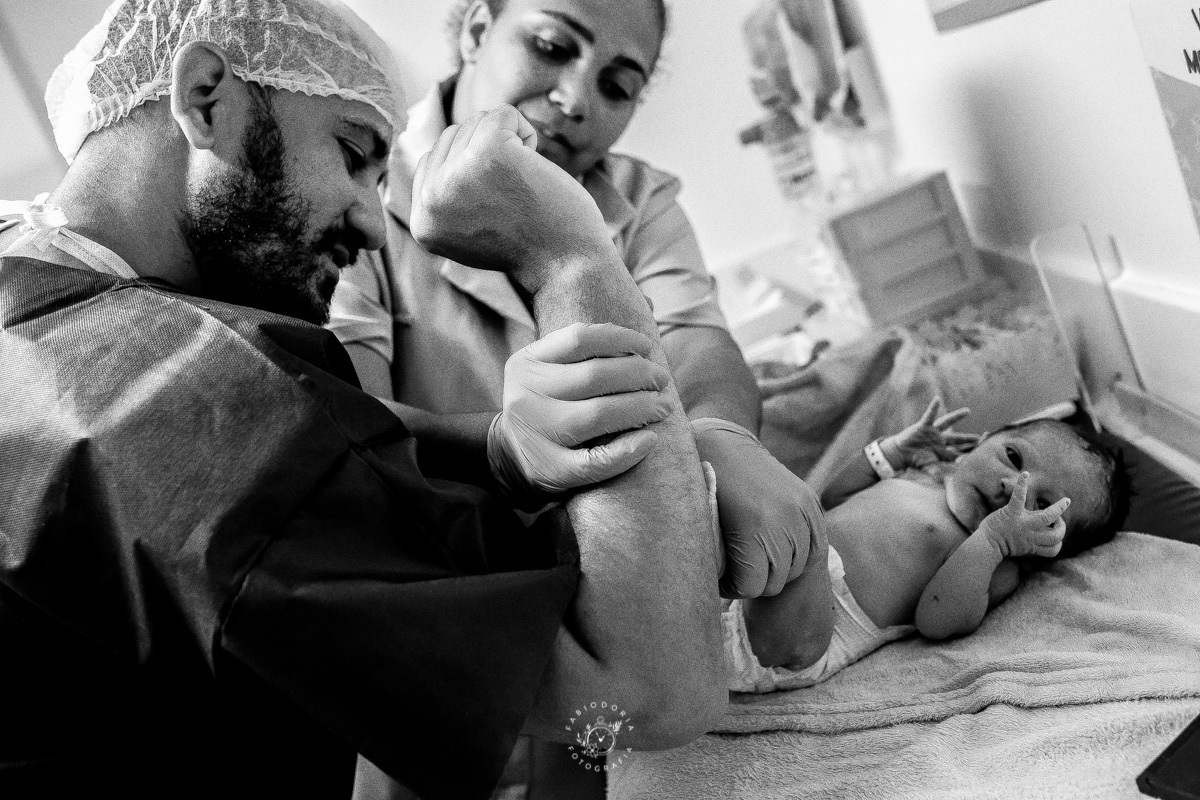 Maternidade São Francisco Niterói a chegada de Emanuel Fotógrafo de parto Fabio Doria o melhor do rio de janeiro e niterói procedimentos pós parto 