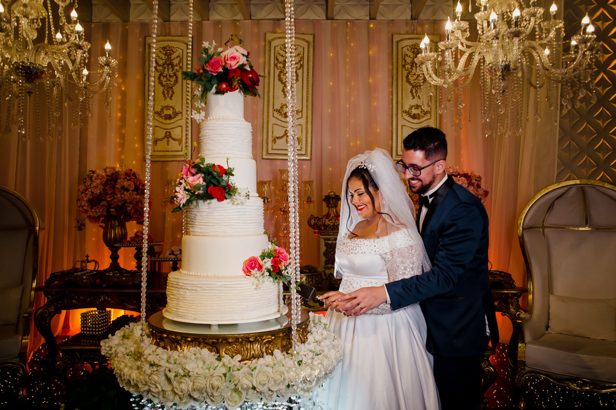 casamento salão solarium fotógrafo fabio doria o melhor do rio de janeiro noivos na mesa do bolo