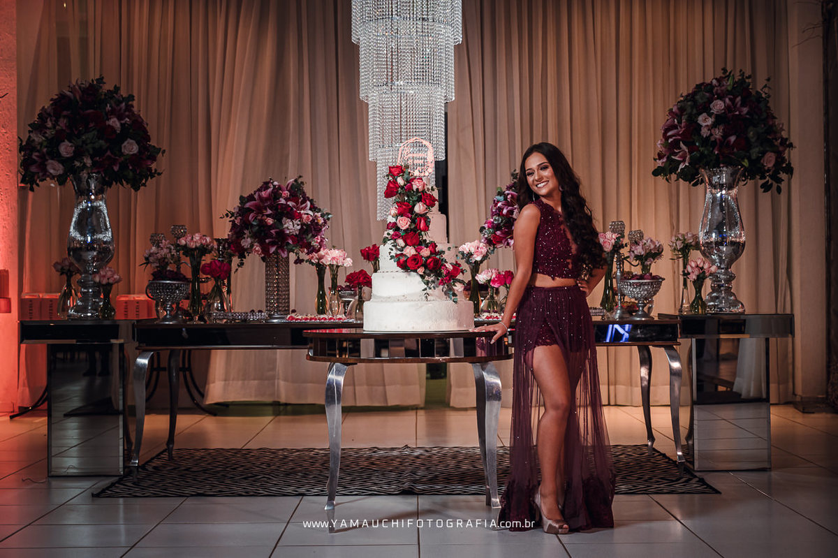 Alpes de Aruja mesa do bolo de aniversário de 15 anos