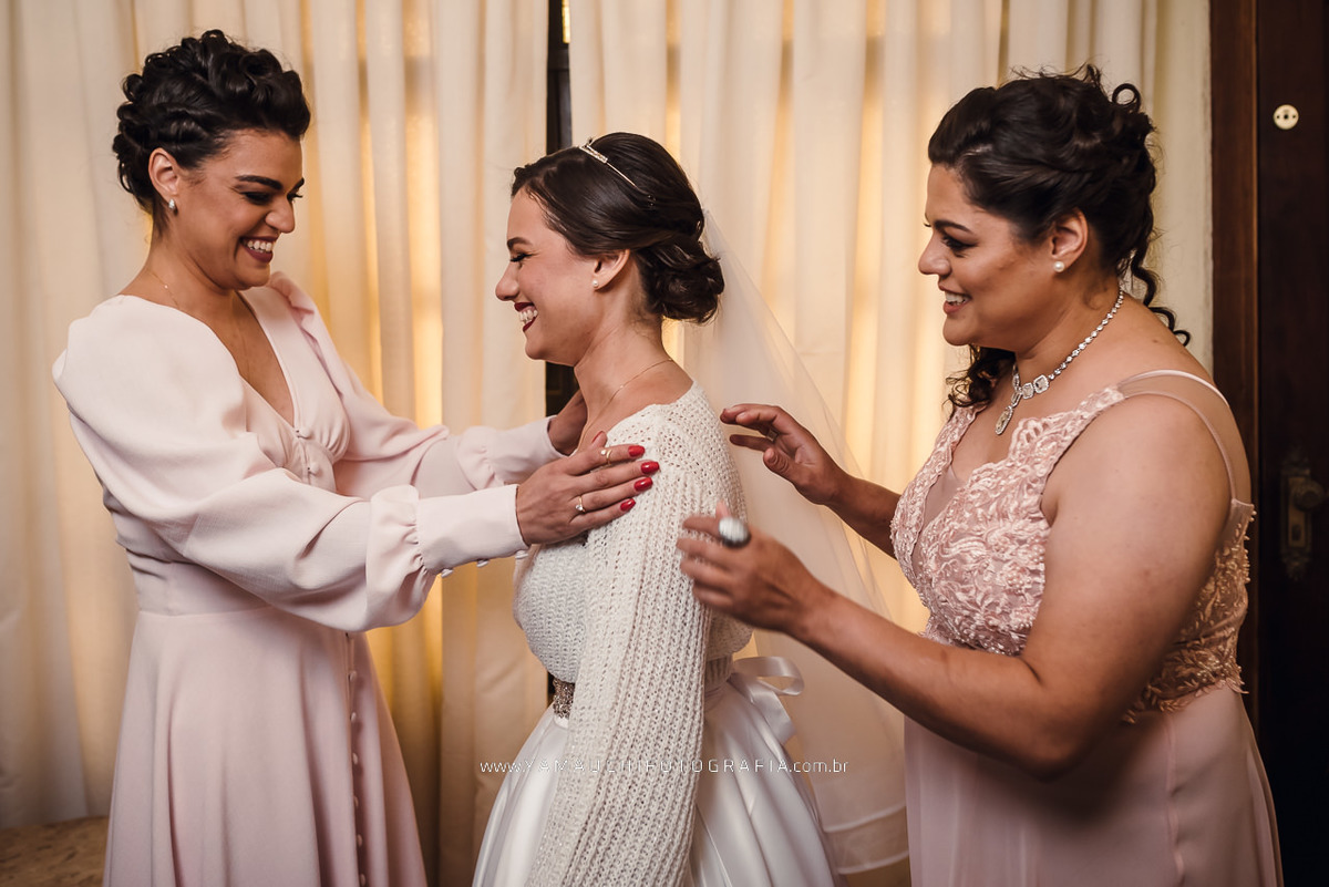 Irmãs da noiva no making of