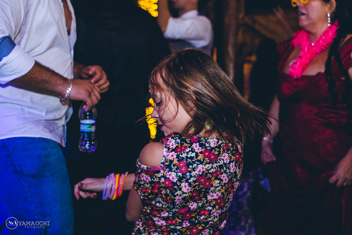 criança no casamento