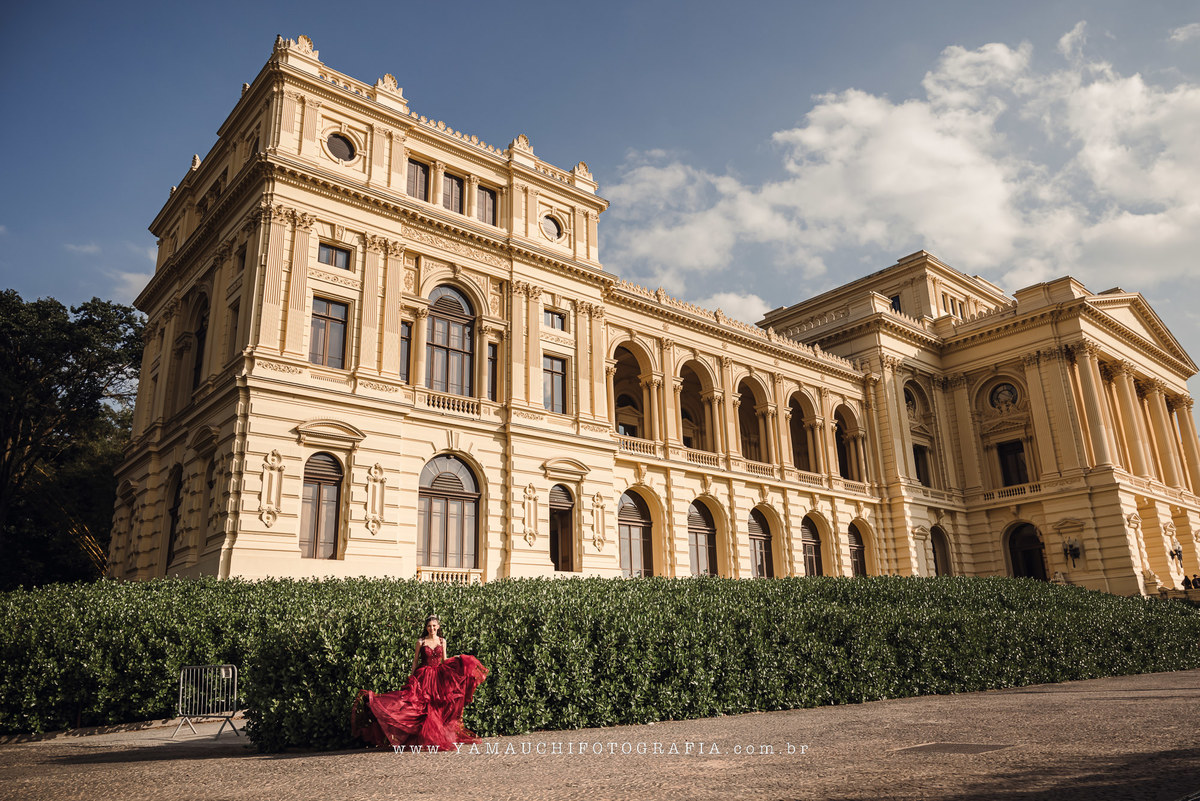 Ensaio de 15 anos Museu do Ipiranga por Fotógrafo de debutante SP