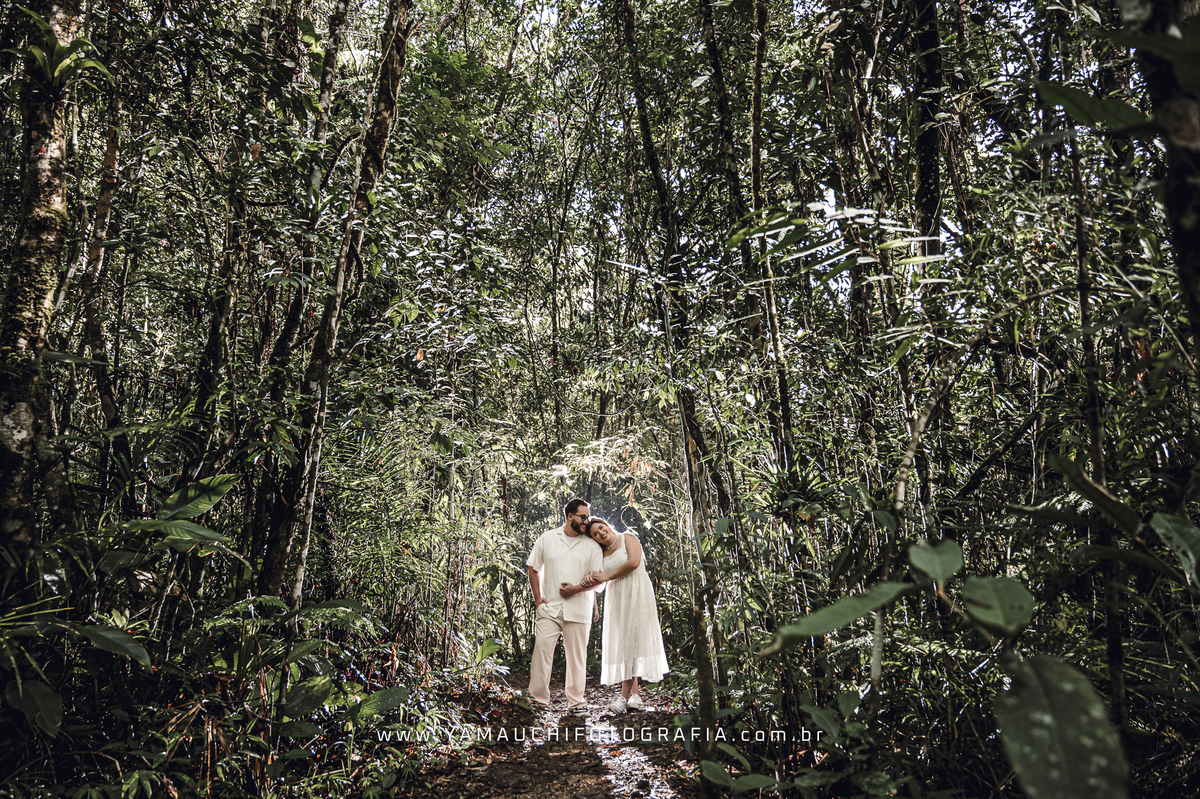 Foto de ensaio de casal no Parque das Neblinas Mogi