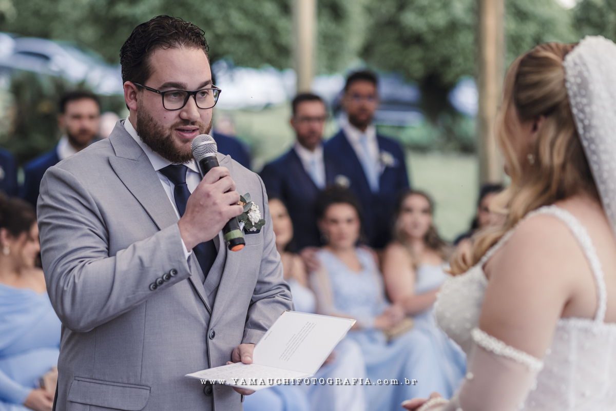 Foto de casamento no campo