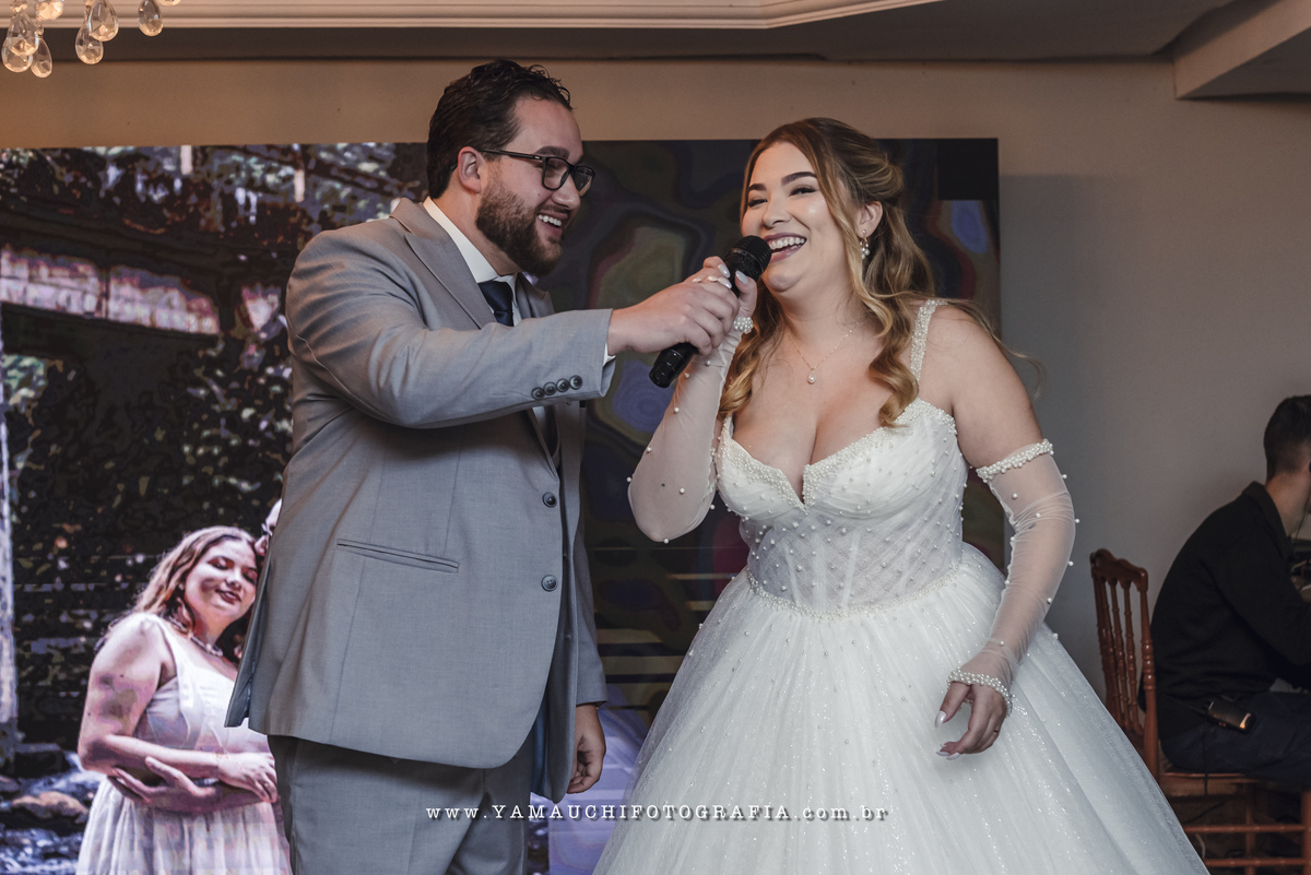 Foto dos noivos no casamento