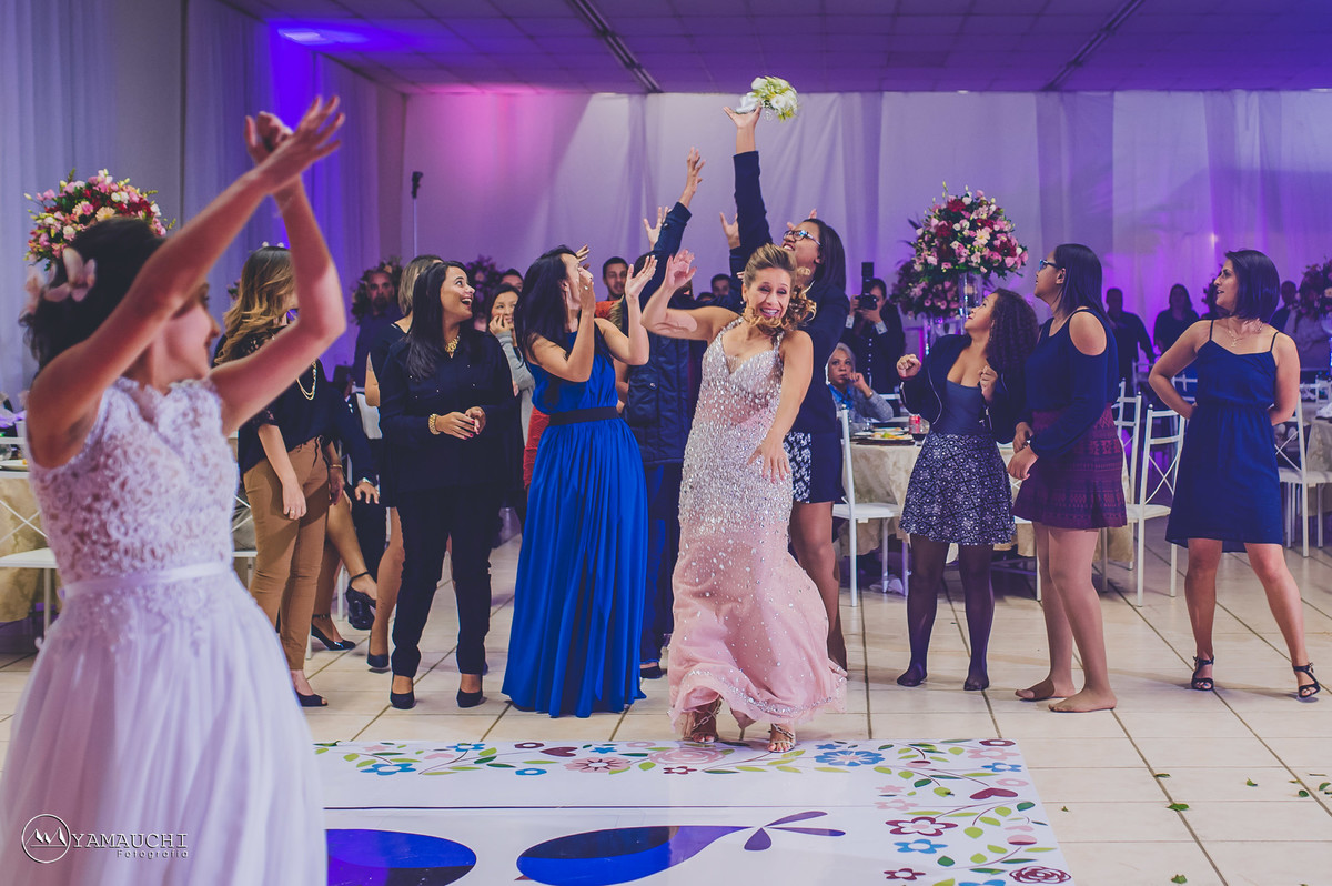 hora de agarrar o buquê