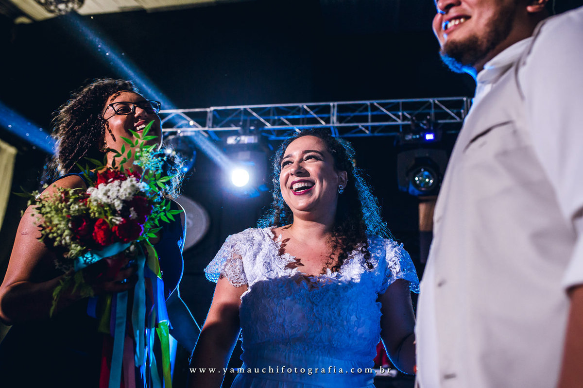 Buquê de flores de fita