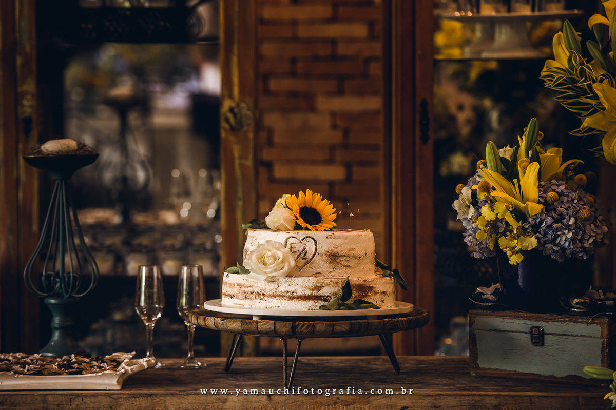 Naked Cake para casamento