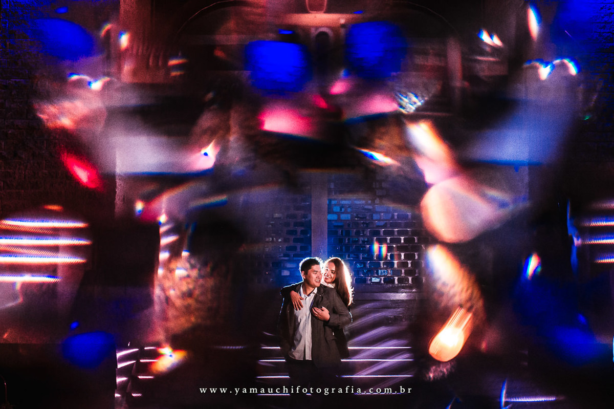 Fotografia com luz criativa para fotógrafo de casamento SP