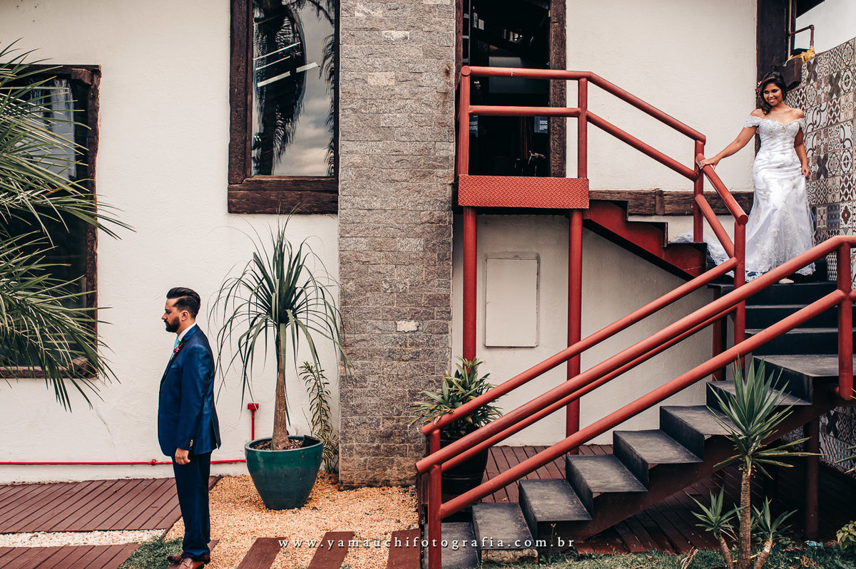 First Touch antes da cerimônia de casamento