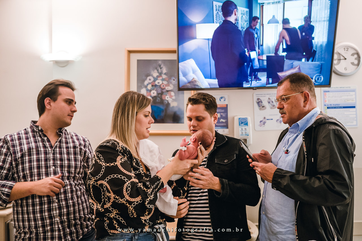 Maternidade real familia com o bebe