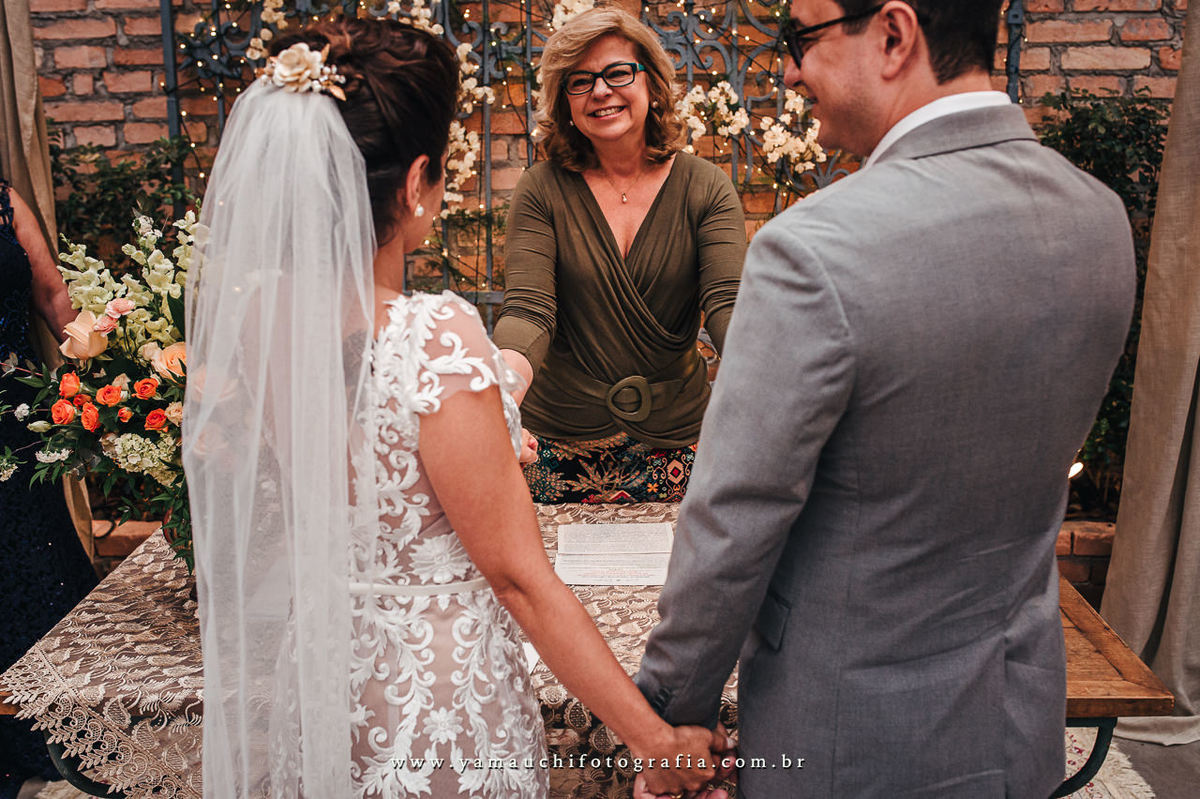 cerimonialista de casamento Lidia Vas