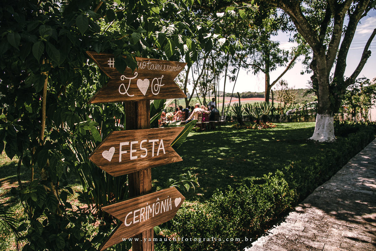 cerimônia de casamento no campo