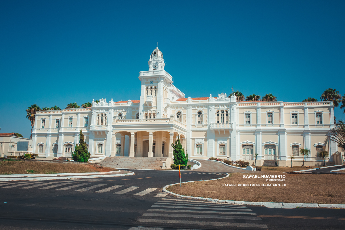 Foto da Prefeitura de Araguari - MG - Palácio dos Ferroviários