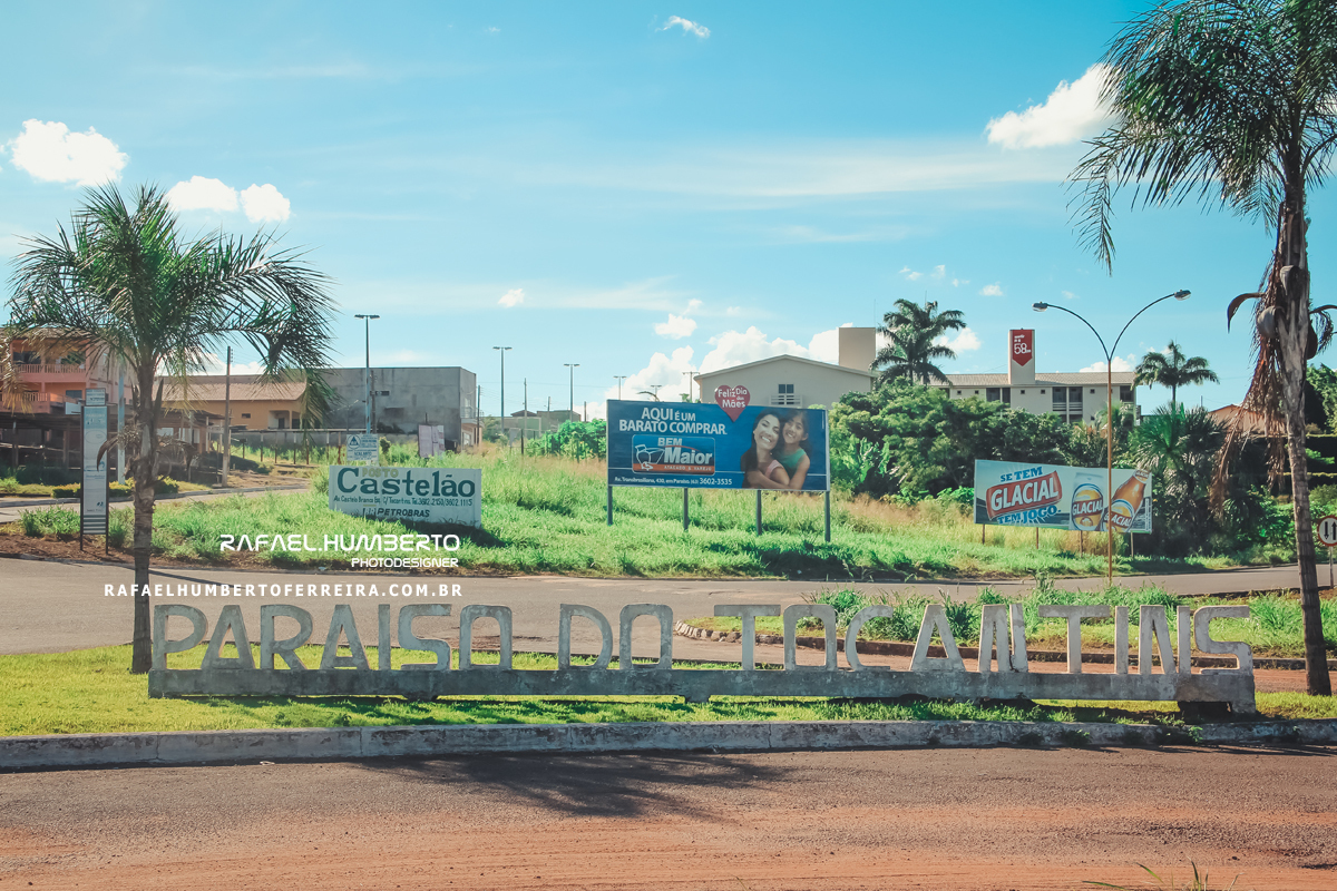 Letreiro de Paraíso do Tocantins na BR-153
