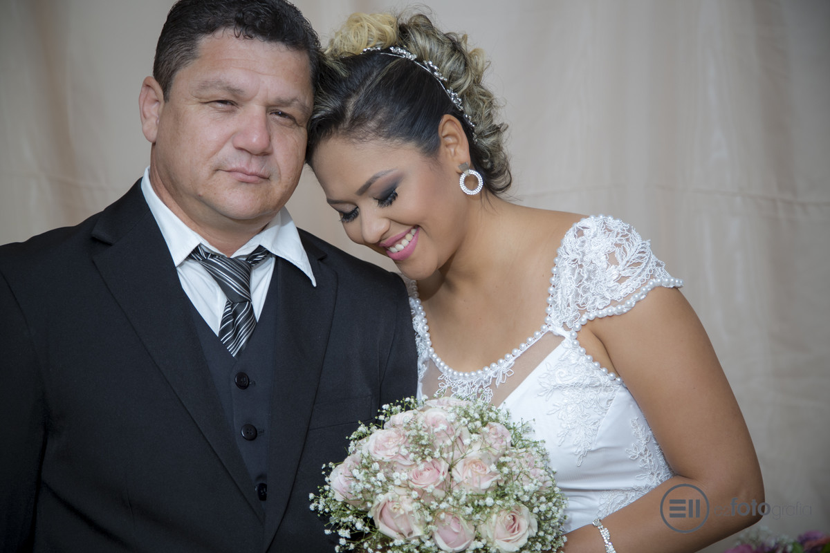 Amor de pai no casamento da filha em pvh