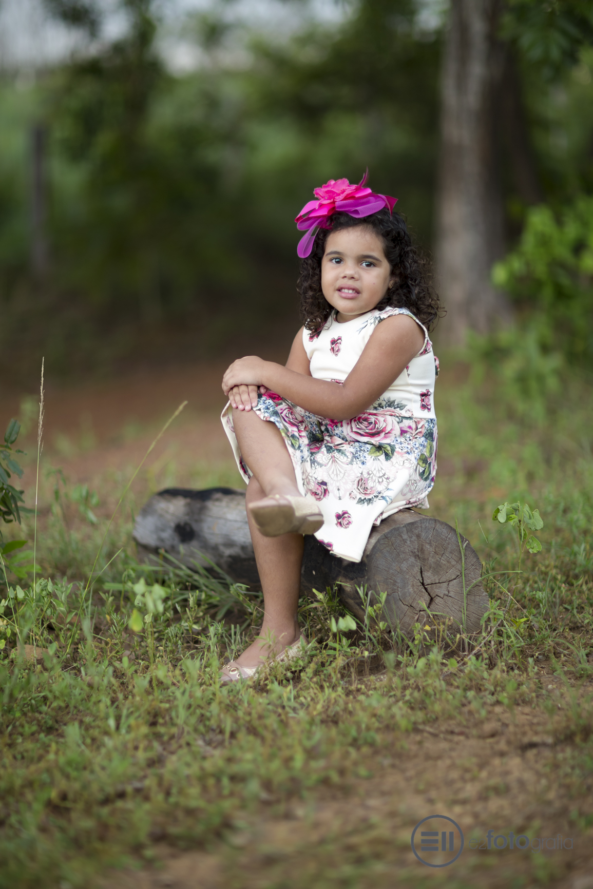 Fazendo pose, né linda?!