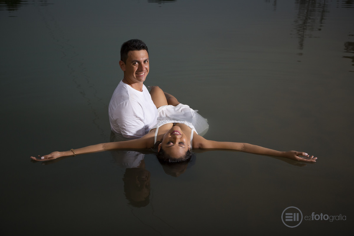 casal lindo na sessão pre casamento em Porto Velho