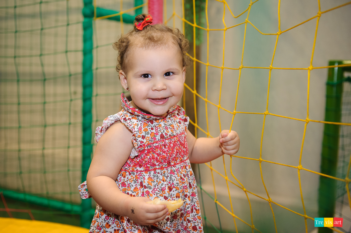 Foto criança festa de aniversário em buffet infantil tema vingadores avengers