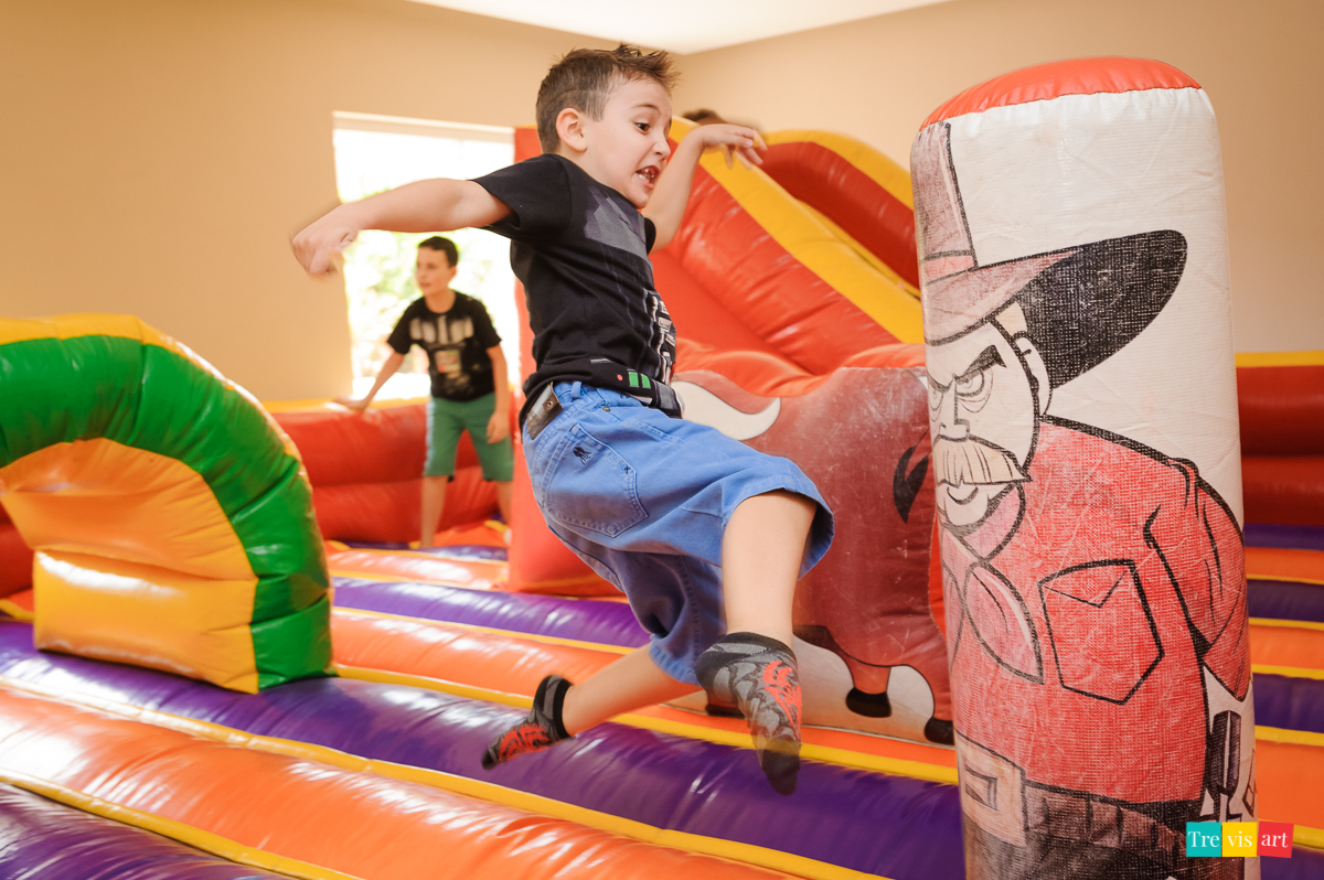 Foto festa de aniversario infantil de menino em condominio festa ao ar livre tema star wars