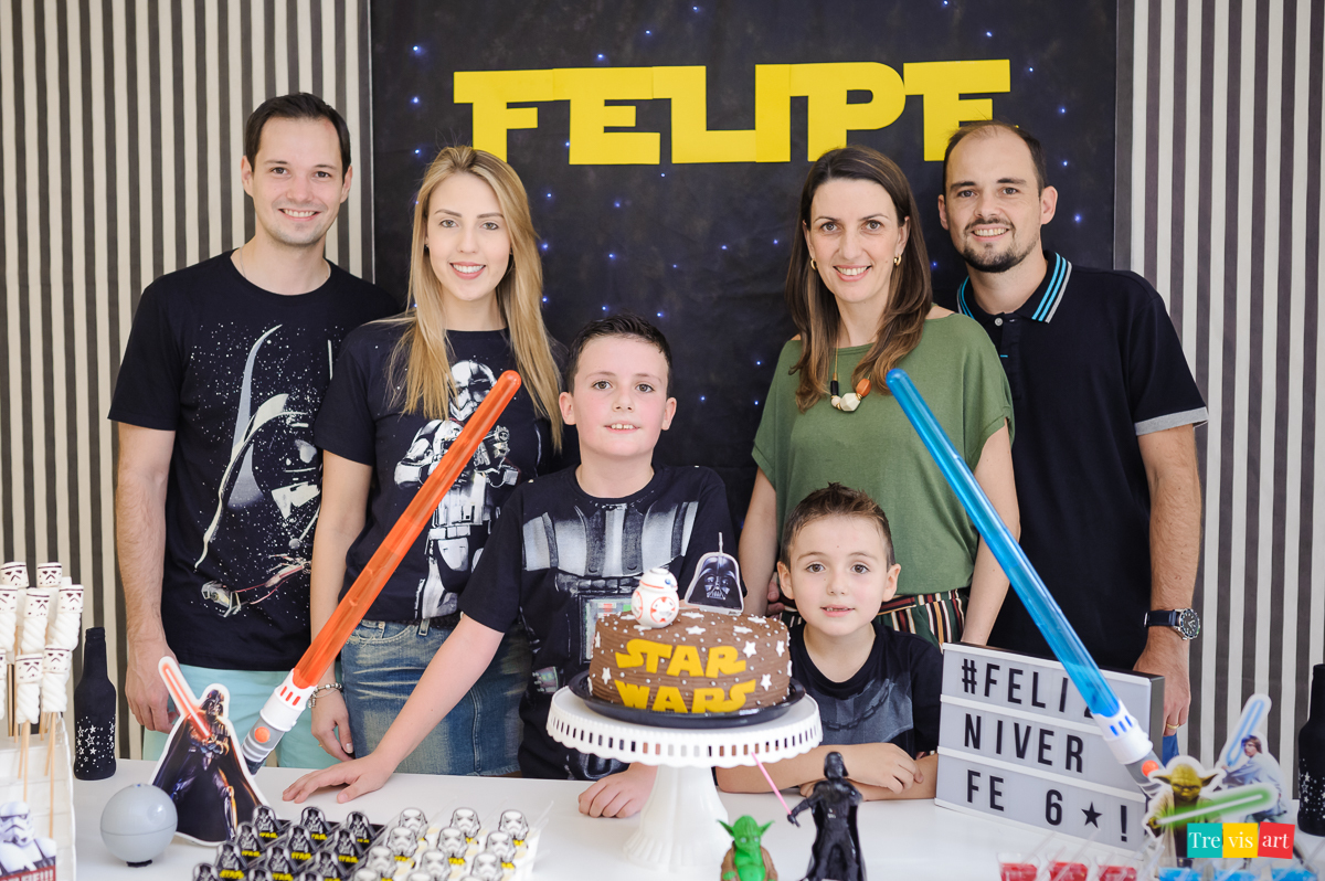 Foto festa de aniversario infantil de menino em condominio festa ao ar livre tema star wars