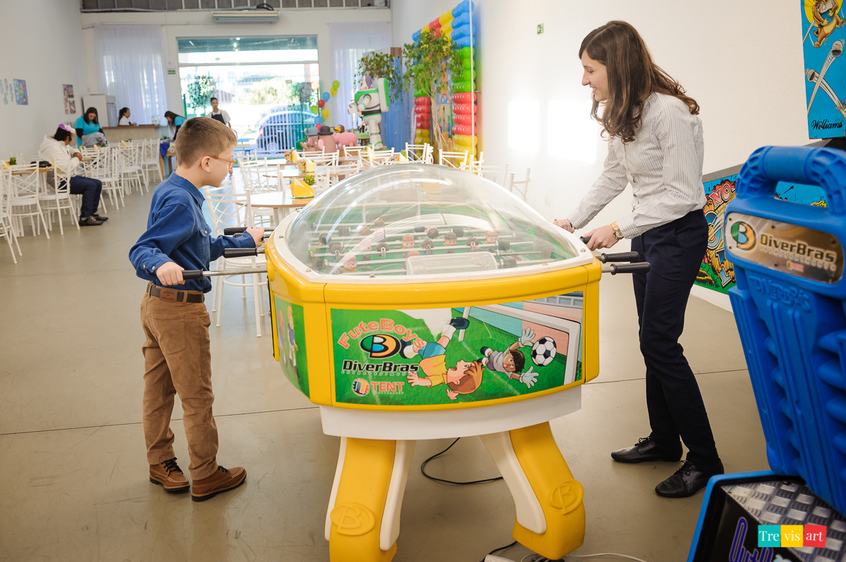 Fotografia festa de aniversario de menino em buffet infantil felizcidade em curitiba com tema de festa toy story