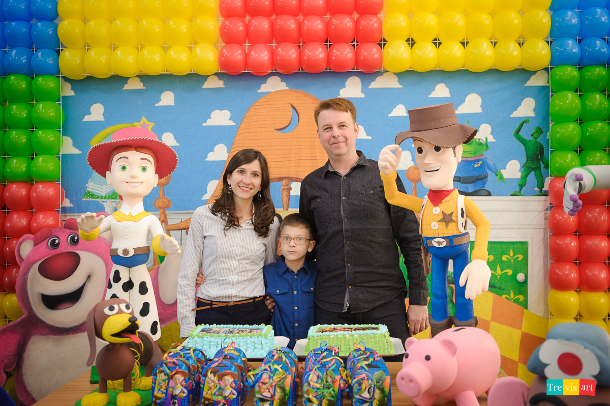 Fotografia festa de aniversario de menino em buffet infantil felizcidade em curitiba com tema de festa toy story