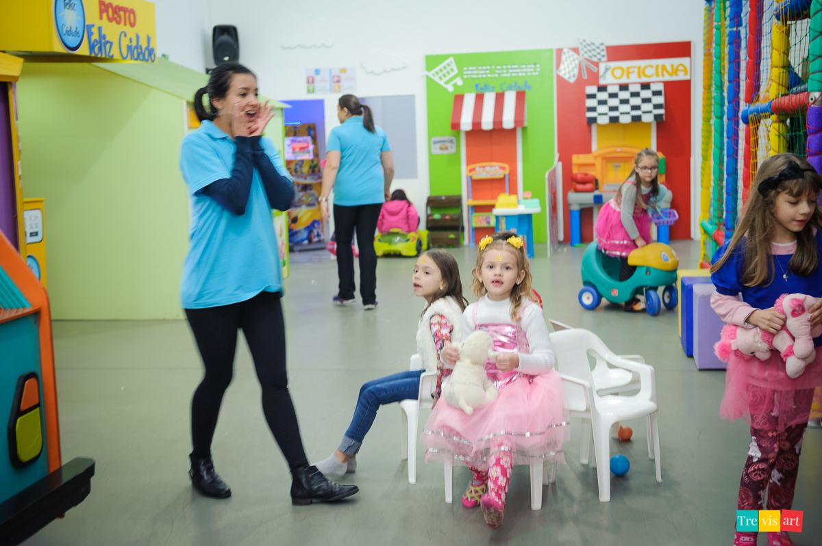 Fotografia festa de aniversario de menino em buffet infantil felizcidade em curitiba com tema de festa toy story