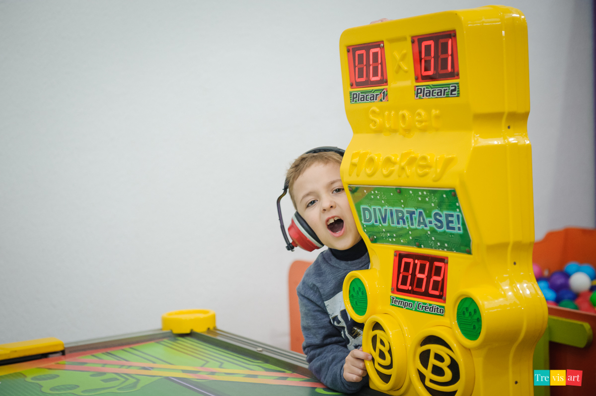 Fotografia festa de aniversario de menino em buffet infantil felizcidade em curitiba com tema de festa toy story