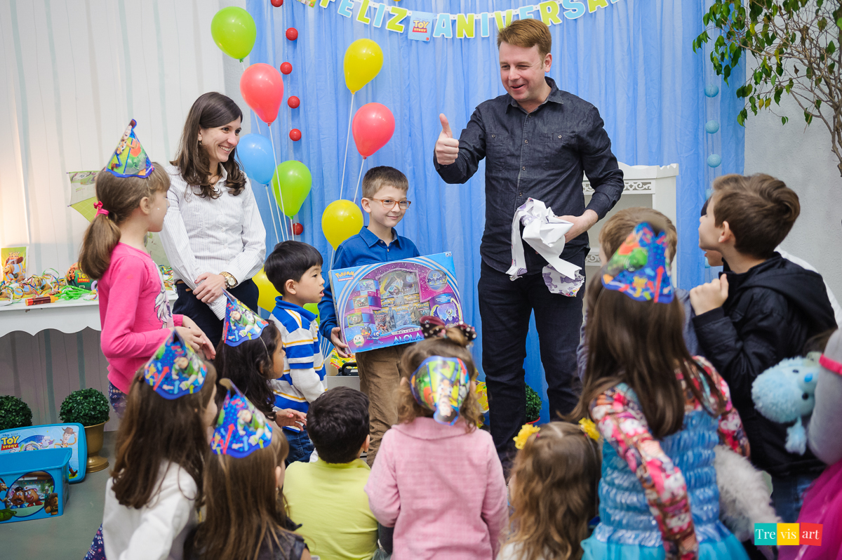 Fotografia festa de aniversario de menino em buffet infantil felizcidade em curitiba com tema de festa toy story