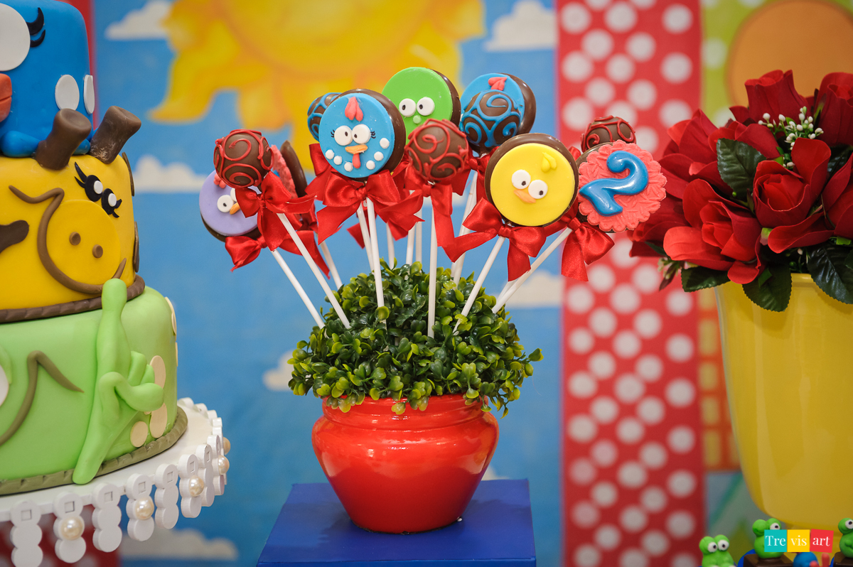 foto festa de aniversario infantil de menina em buffet infantil centopeia em curitiba tema de festa galinha pintadinha