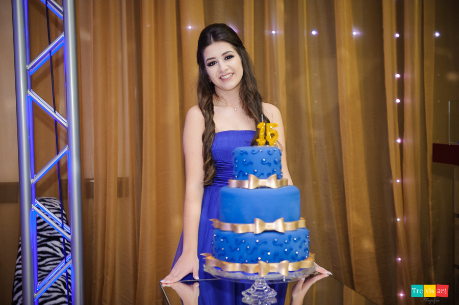 Bolo de festa de 15 anos