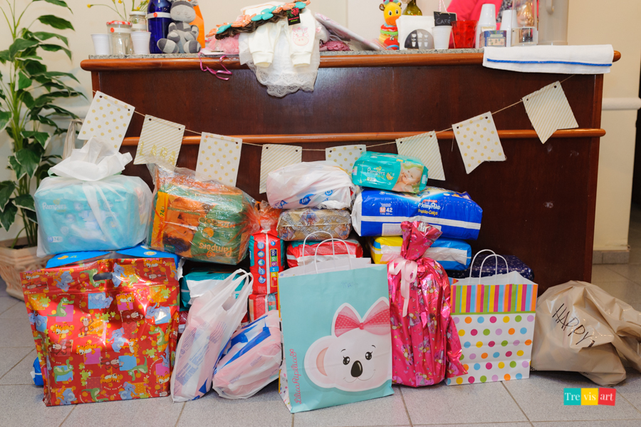 Foto dos presentes ganhados no chá de bebê
