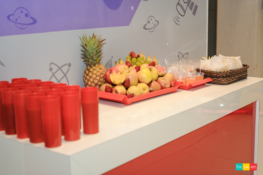 Foto mesa crianças festa infantil