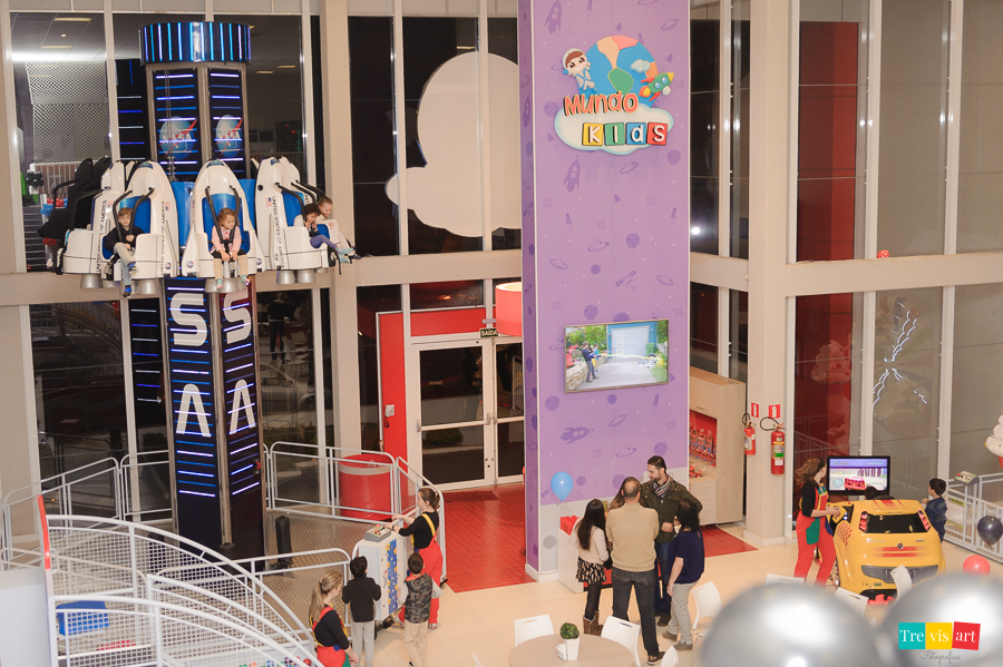 Foto Buffet Mundo Kids. Festa tema Super Heróis.