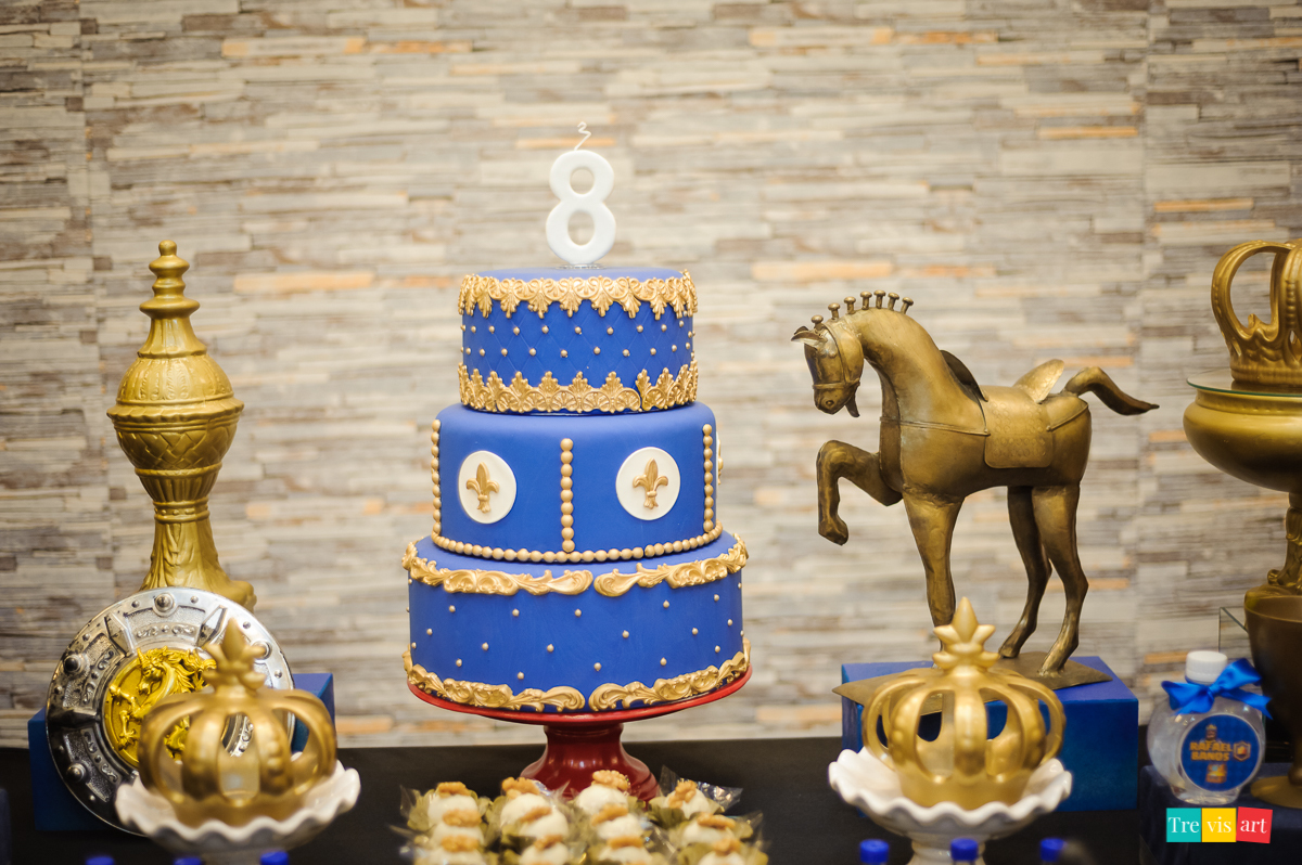 Foto bolo festa infantil Clash Royale, buffet 4kids Curitiba.