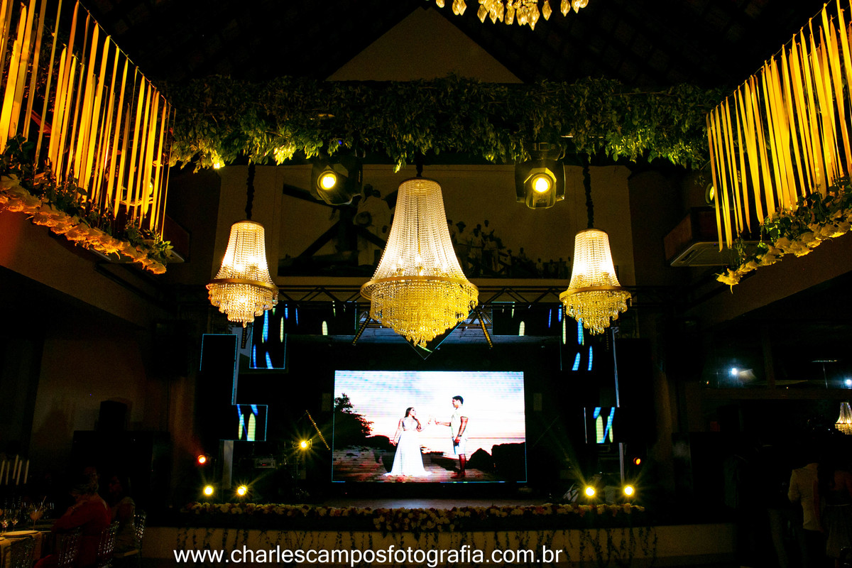 lustras de decoração em casamento